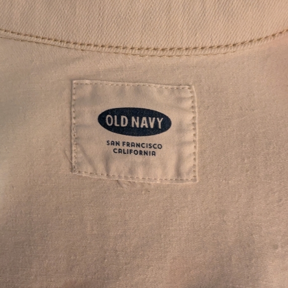 Old navy white denim jacket - Picture 3 of 4